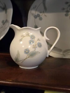 Mikasa Blue Eyes Creamer - Picture 1 of 6
