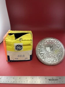 Bombilla de tractor GE 4419 haz redondo sellado 5.625"" Par46 12v 35w transparente - Imagen 1 de 3
