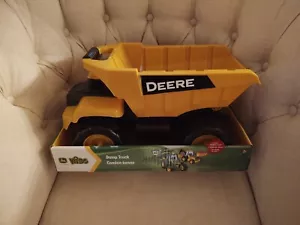 John Deere 15 inch Construction Big Scoop Dump Truck New - Picture 1 of 1