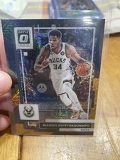 2022-23 Panini Donruss Optic Giannis Antetokounmpo Black And Gold