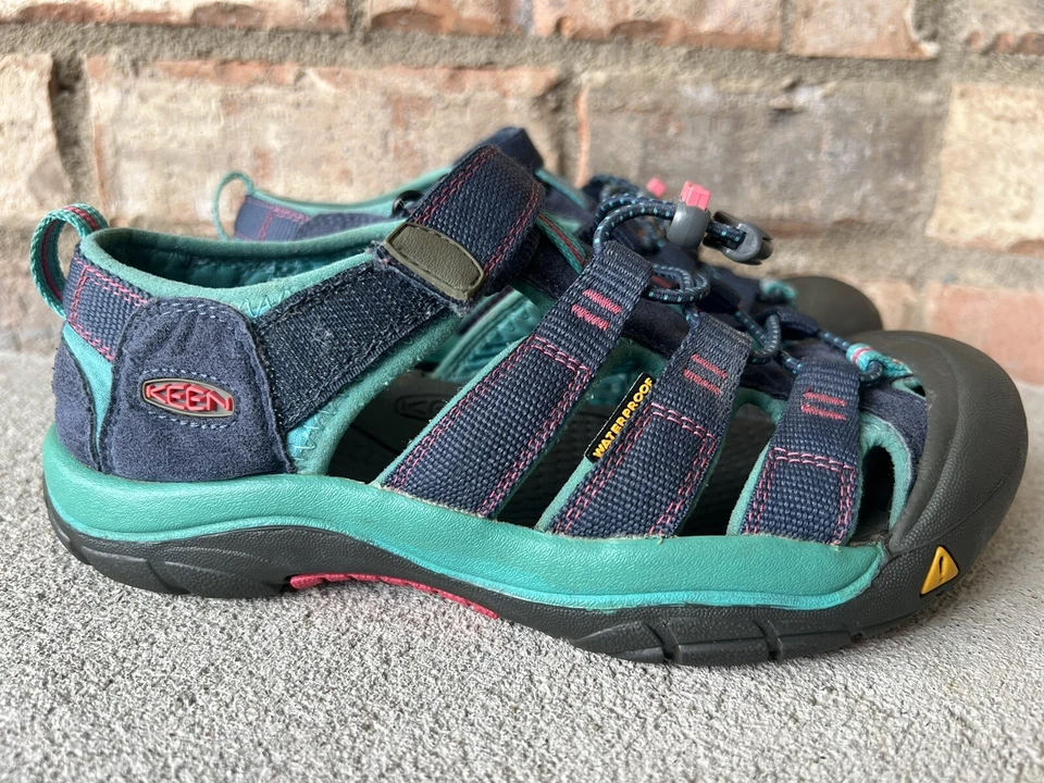 Keen Newport H2 Pink Turquoise Sandals 1012316 Youth Big Kid Size 4 Waterproof Foto 1 de 1