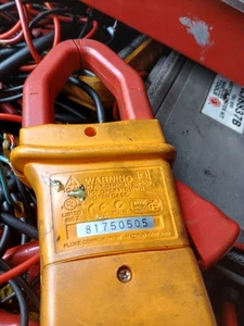 Fluke i410 AC/DC 600V Stromzange - gebraucht in sauberem gepflegtem Zustand - Bild 1 von 5