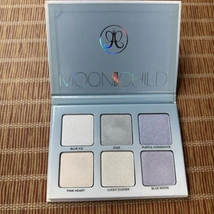 ANASTASIA BEVERLY HILLS MOONCHILD GLOW KIT METALLIC POWDER HIGHLIGHTER PALETTE - Picture 1 of 2