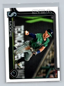 2025 Topps #105 Dylan Moore - Picture 1 of 2