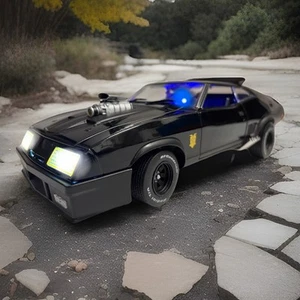 Black Ford Falcon XB Police “Mad Max” movie car  WORKING LED LIGHT 1/18 - Picture 1 of 9