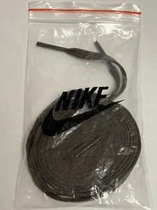 Nike dunkelbraune flache Schnürsenkel 49" - Neu in Verpackung - Bild 1 von 2