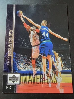 1997-98 Upper Deck Basketball #24 Shawn Bradley  - Image 1 of 2