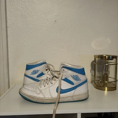 Size 10- Air Jordan 1 Mid UNC W - Image 1 of 4