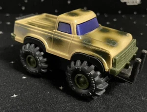 VTG Arco Friction Camo 4" Diecast Truck Missing Parts Doesn't Work - Picture 1 of 10
