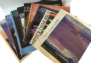 Lote De 11 Folletos De Colección Automóviles Oldsmobile 1973-1987 Efímeros - Imagen 1 de 12
