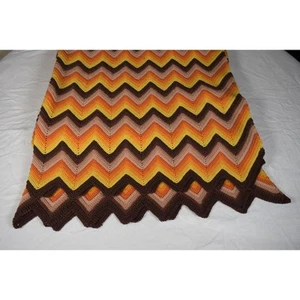 Vtg Hand Crocheted Afghan Ripple Pattern Scalloped Edges 73''x 46'' High Quality - Picture 1 of 6