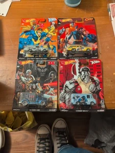 2018 Hot Wheels 1:64 X-Men Set 4/5 - Picture 1 of 9