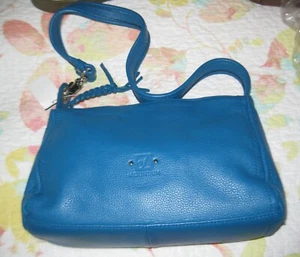Stone Mountain Pebbled Cadet Blue Leather Medium Purse NWT - Picture 1 of 2