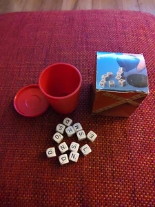 buchstaben würfel spiel mit Becher - Bild 1 von 3