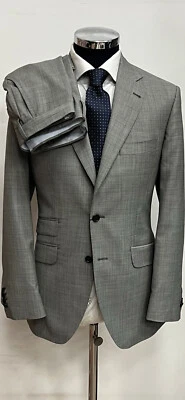 Terno de lã cinza claro pele de tubarão super 150 Cerruti com lapela/bilhete entalhe - Imagem 1 de 4