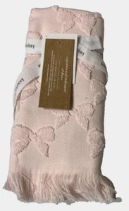 NWT Cupcake and Cashmere 2 Tip Towels Pink Bows Soft 100% Cotton 12 X 18 in - Picture 1 of 4