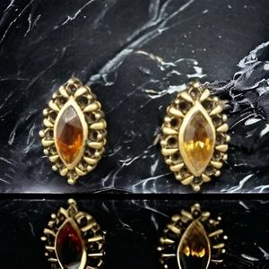 Vintage Brass Tone Amber Tone Post Pierced Earrings - Picture 1 of 9