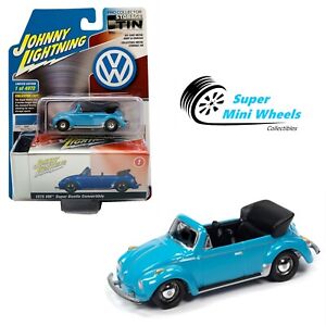 Johnny Lightning 2020 Collector Tin - 1975 Volkswagen Beetle Convertible Blue