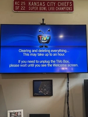 TiVo TCD746320  - Image 1 of 3