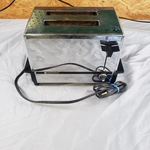 Penncrest Chrome 2 Slice Toaster JC Penney - Model 3113 - Picture 1 of 10