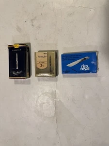 Clarinet Reeds Box Of 6-8-2, Rico (10) Vandoren (6) Open Box - Picture 1 of 2