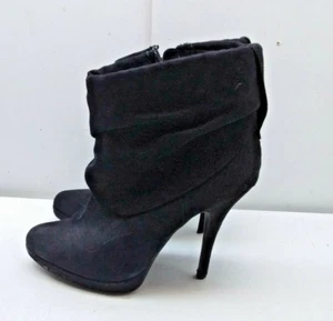 Jennifer Lopez JLO Black Suede Platform Heel Back Zip Bootie Pump Women Shoes 7M - Picture 1 of 10