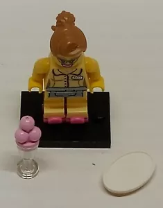2013 Lego Minifigure Series 11 Diner Waitress COL11-13 Complete w/ Accesories - Picture 1 of 5