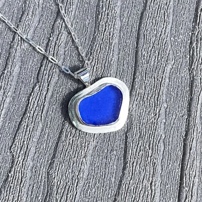 Collar de plata colgante de vidrio de mar Caribe genuino corazón azul cobalto Foto 1 de 4