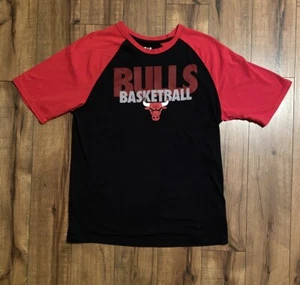 #641 NBA Bulls Basketball Kurzarm LG Shirt Mehrfarbig Brustumfang 39" - Bild 1 von 7