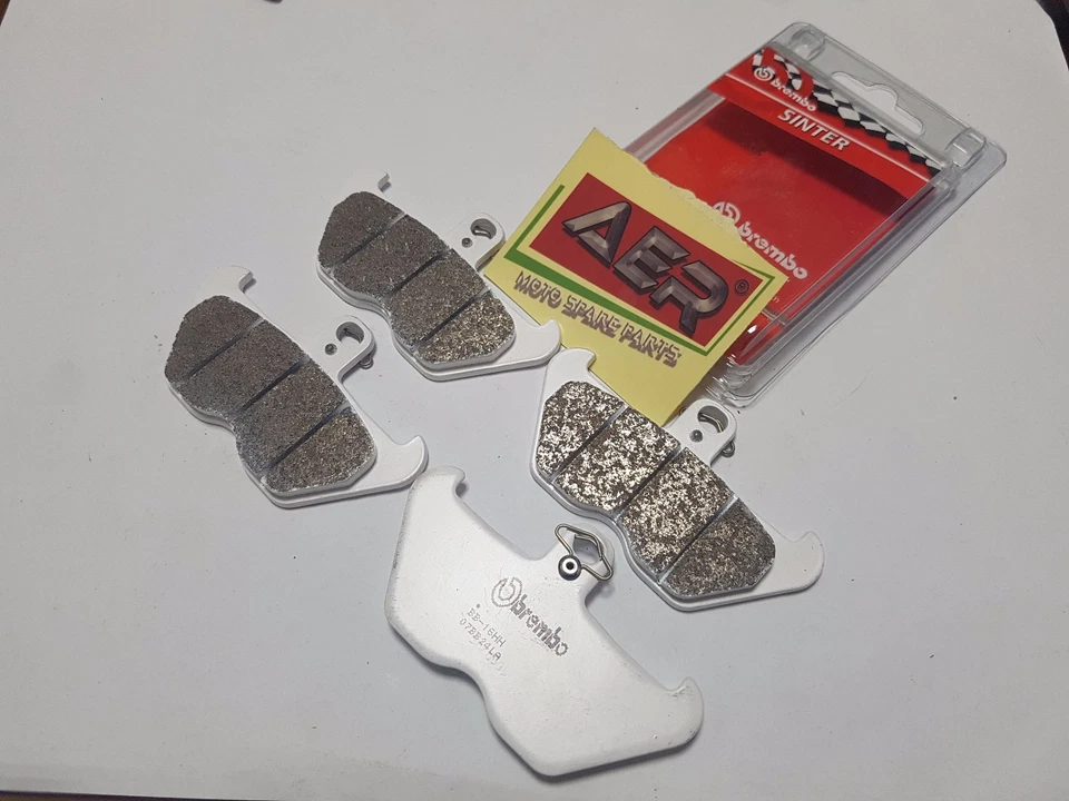 4 Front Brake Pads BREMBO 07BB24LA BMW K 1200 LT 1999 2000 Foto 1 de 2