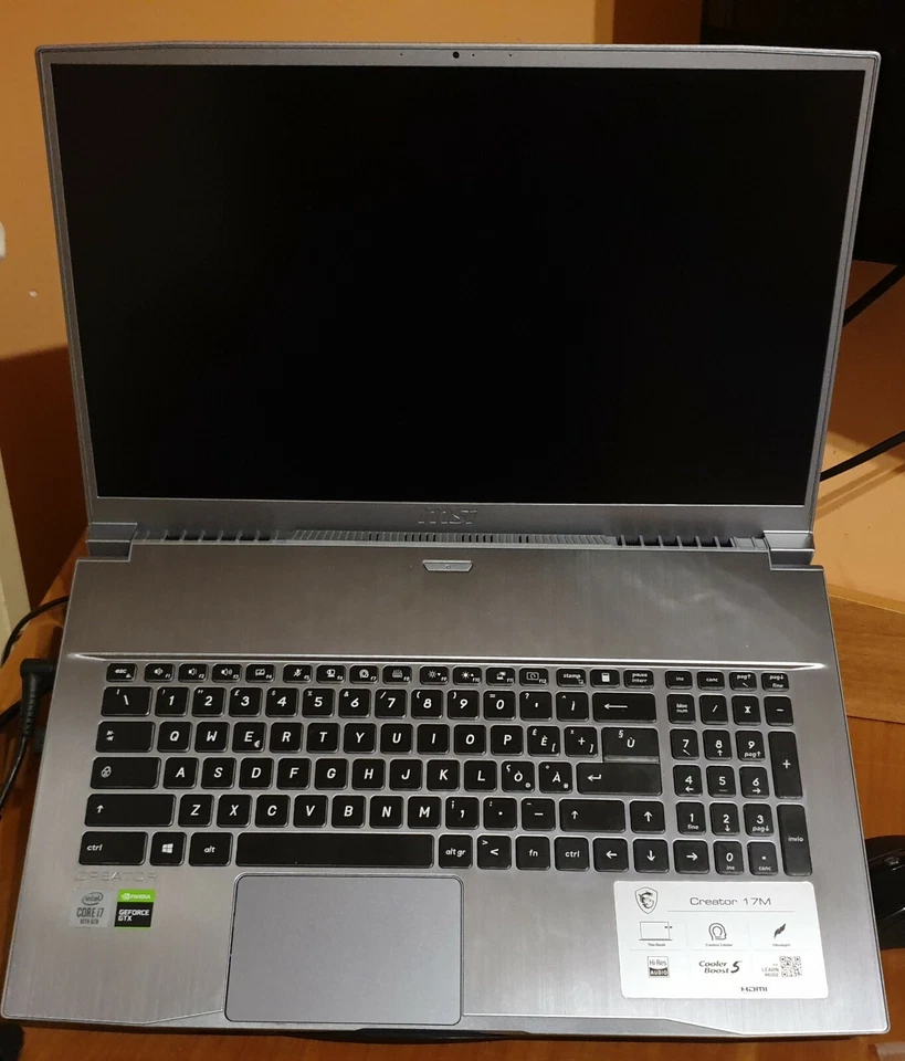 MSI Creator 17M A10SE-260IT, Notebook 17,3" usato come nuovo - Immagine 1 di 3