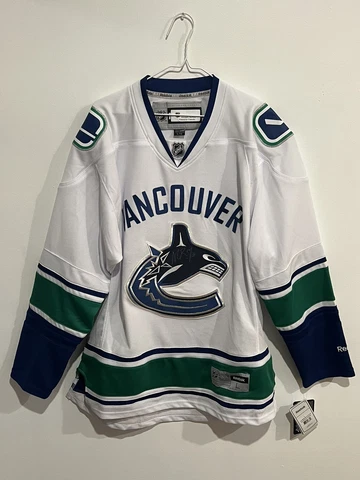 Vancouver Canucks Jersey Men's Large White Reebok Hockey Cover