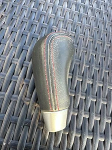 2004 - 2007 Nissan Armada Infiniti QX56 Gear Shift Knob Shifter OEM Dark Grey - Picture 1 of 7