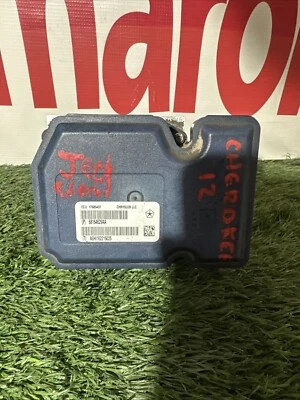 Módulo de bomba de freno ABS 2011-2014 Cherokee-Durango OEM | 68164629AA Foto 1 de 4