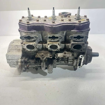 Motor 699 1998 Grand Touring SE - 1998 Skidoo Grand Touring 700  Foto 1 de 4
