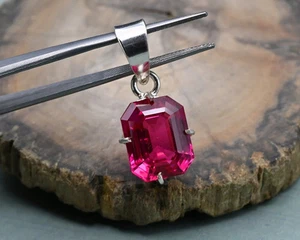 Natural Certified 18 Ct Pink Ruby Gemstone Pendant In Solid 925 Sterling Silver - Picture 1 of 6