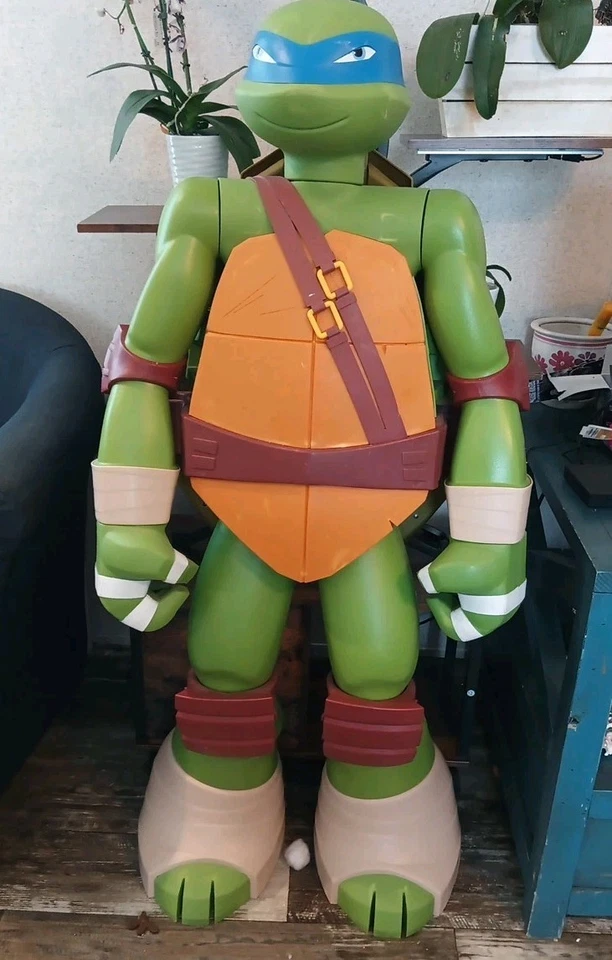 "Figura colosal Teenage Mutant Ninja Turtle TMNT Leonardo 48"" Jakks Pacific" Foto 1 de 3