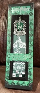 Neu The Noble Collection Harry Potter Slytherin Wappen Lesezeichen - Bild 1 von 6