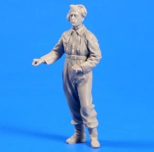 CMK 1/35 Jagdpanzer 38(t) Hetzer Tank Destroyer Radio Operator / Gunner F35262 - Picture 1 of 1