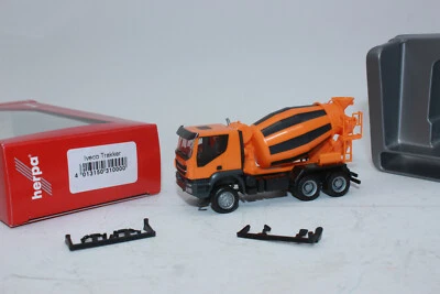 Herpa 310000 Iveco Trakker 6x6 Camión Hormigonera Naranja 1:87 H0 Nuevo Ovp - Imagen 1 de 4