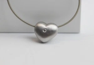 Colgante de oro blanco 585 corazón con un diamante - Imagen 1 de 6