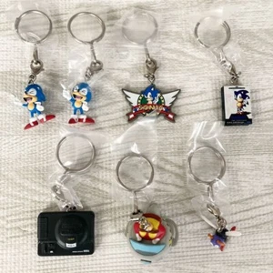 SEGA Kidrobot Sammlung Schlüsselanhänger Menge 7 Sonic The Hedgehog Mega Drive - Bild 1 von 1