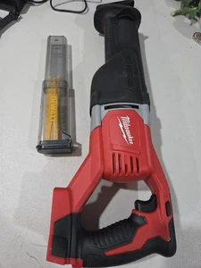 Milwaukee 18v 2621-20 SAWZALL RECIPROCATING SAW - Picture 1 of 10