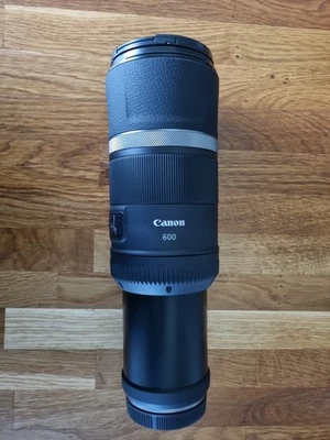 Canon RF 600mm F/11 IS STM Lens - Image 1 of 4
