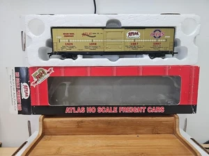 ATLAS 50th Anniversary Edition #1022 ACF 60' Auto Parts Car HO Scale - Picture 1 of 3
