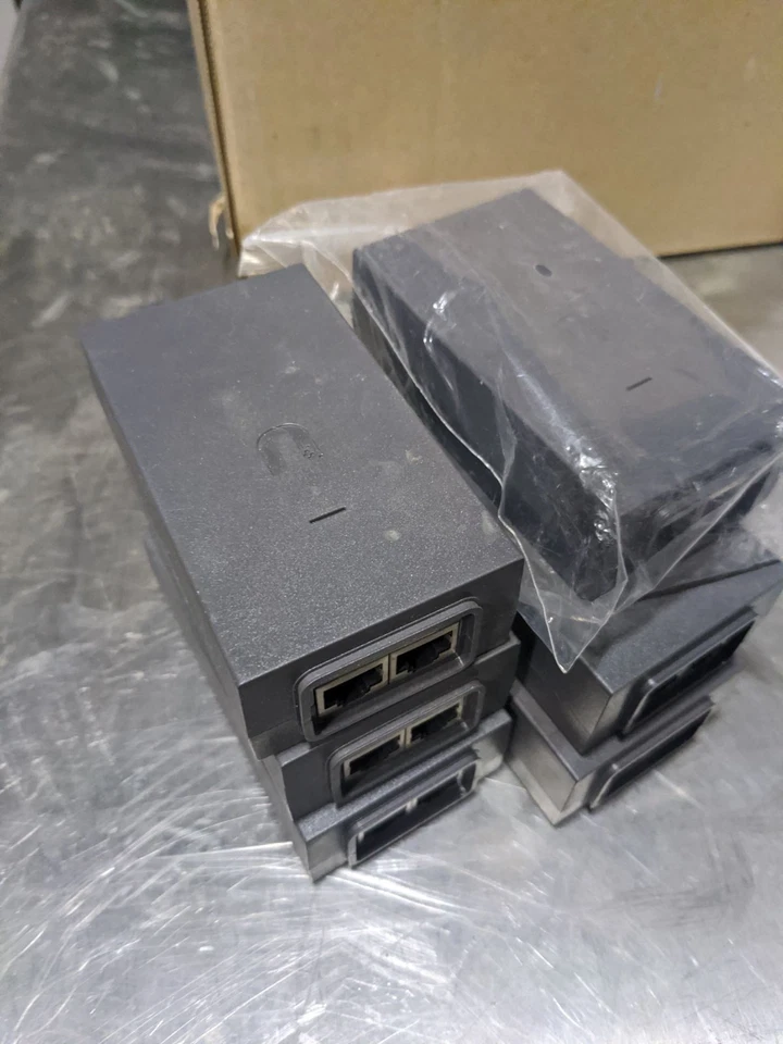 Ubiquiti POE PoE Power Injector Adapter Gigabit 50V - Image 1 of 1