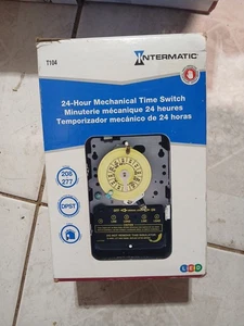 Intermatic T104 Interruttore orario meccanico 24 ore, usato - Foto 1 di 4