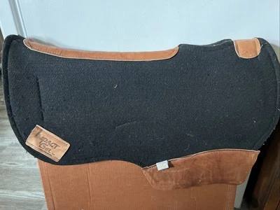 Impact Gel Barrel Saddle Pad, 24” Spine - Image 1 of 4