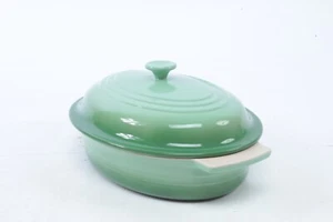 NEW Le Creuset Casserole Classic 27cm/1.7L Oval Dish w/Lid Rosemary - Picture 1 of 4