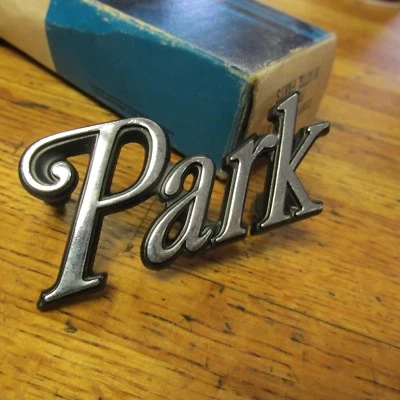 Nuevo de Lote Antiguo 1973 - 1978 Mercury Colony Park "Parque" Cuarto Panel Emblema Ornamento Nuevo Foto 1 de 4